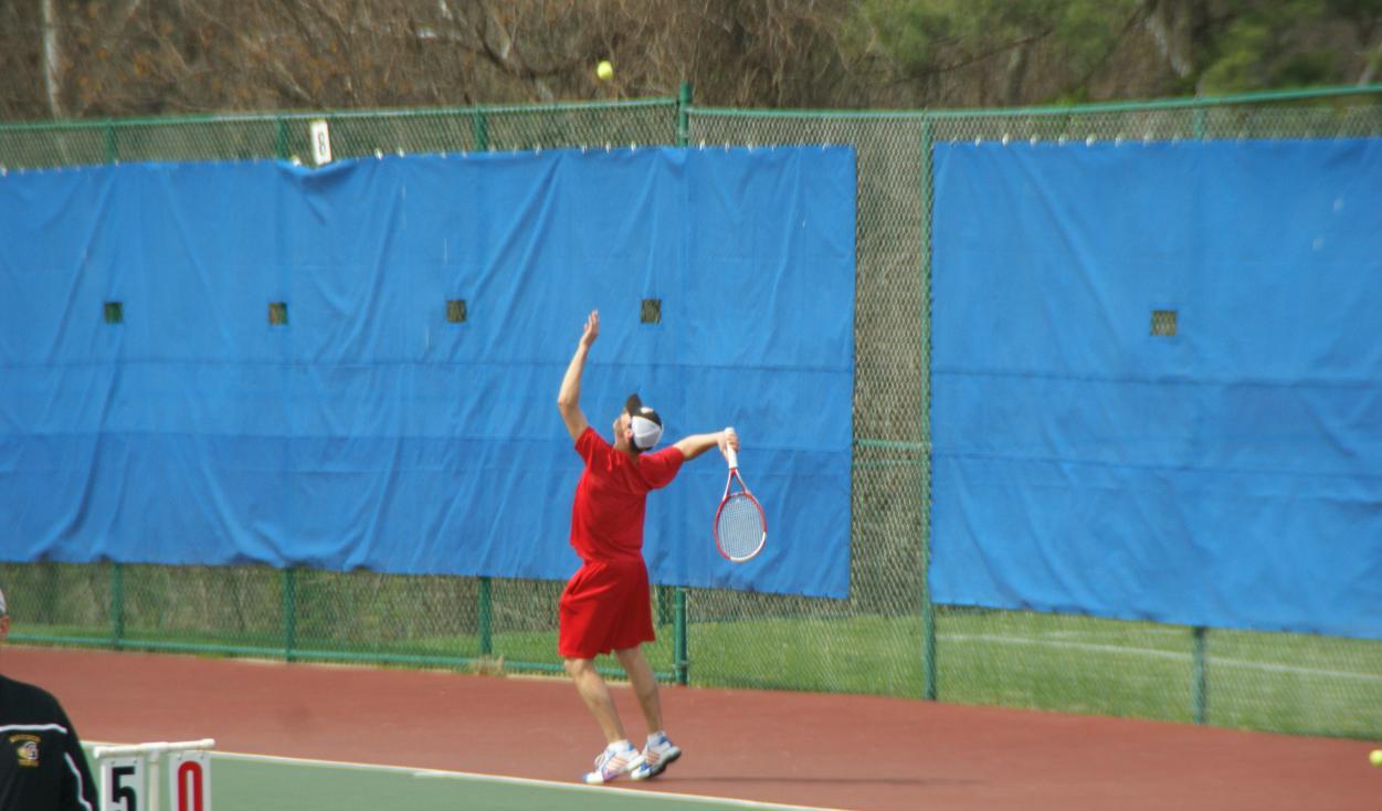 Men's Tennis Drops on the Road Against Goucher
