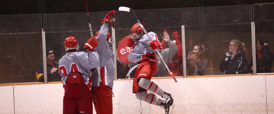 Men's Ice Hockey Team Picked Up Their Third Consecutive Win