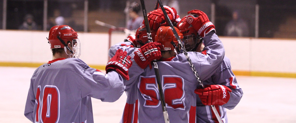 Men's Ice Hockey Prepares For Rowan Friday Night