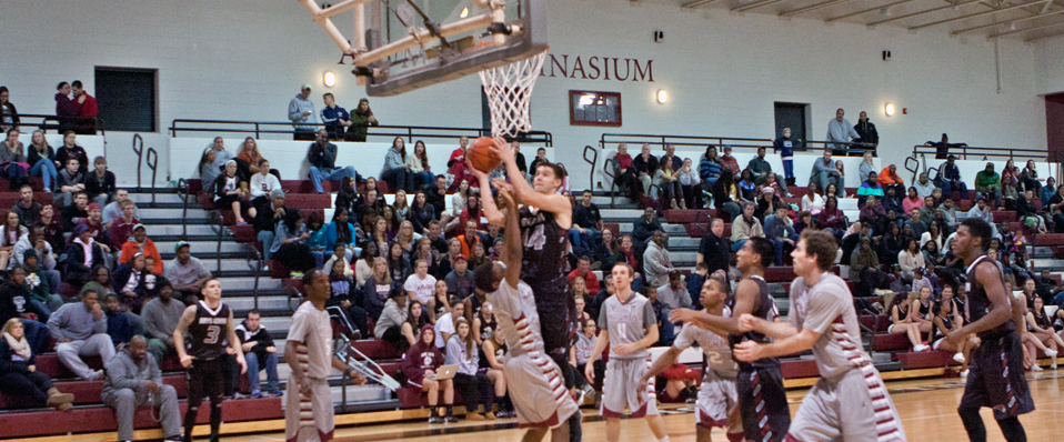 Arcadia Holds Off Men's Basketball, 82-77