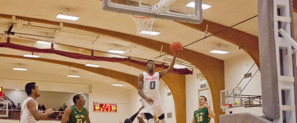 Men's Basketball Tops Delaware Valley at Home, 73-67