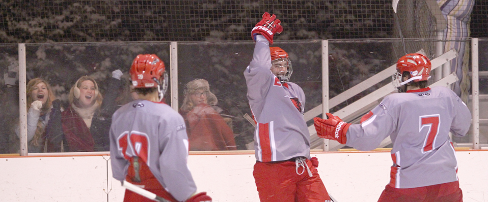 Men's Ice Hockey Sails Past Shippensburg, 6-5