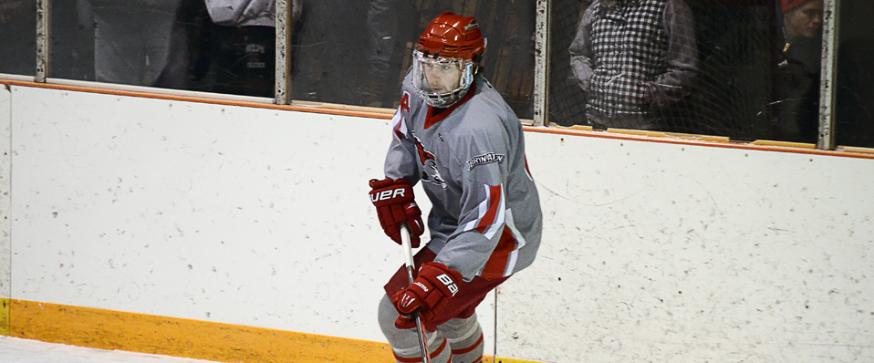Men's Ice Hockey Takes Down #7 Richard Stockton