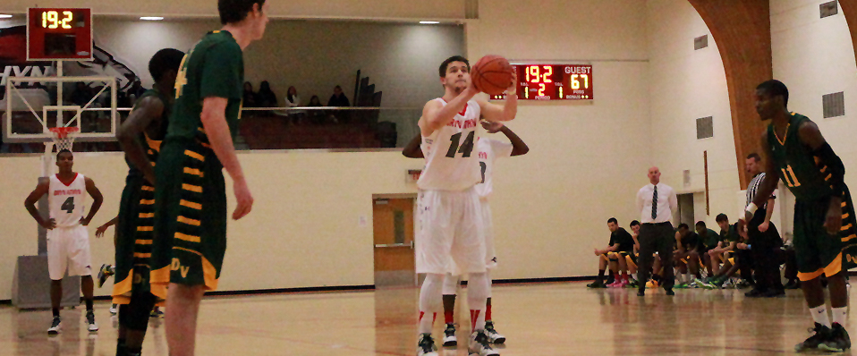 Men's Basketball Tops Crosstown Rival Penn State Abington
