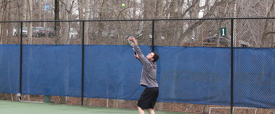 Men's Tennis Falls to Rosemont 6-3