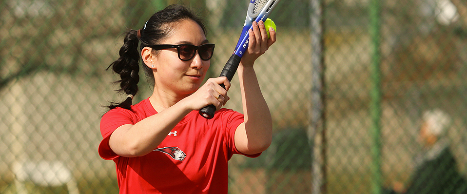 Women's Tennis Drops to Eastern