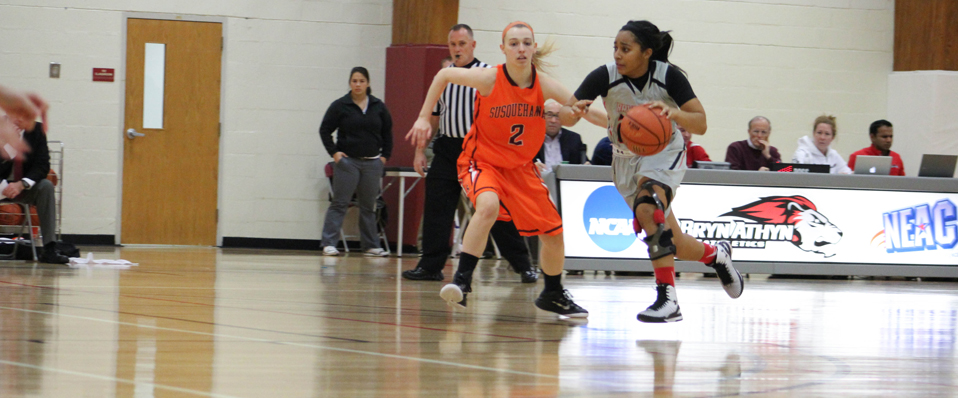 Women's Basketball Falls to PSU Abington