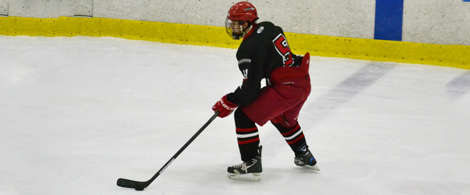 Knights Slip Past Men's Ice Hockey, 4-3