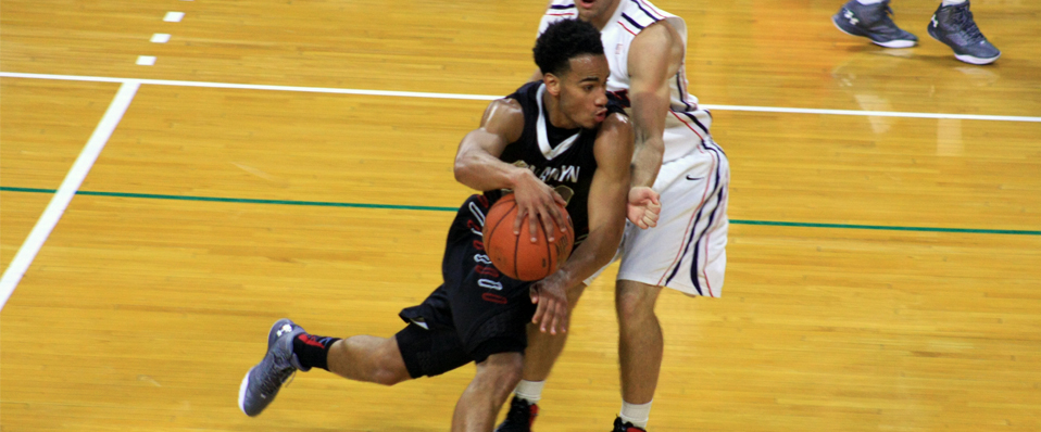 Men's Basketball falls to Scranton in Season Opener