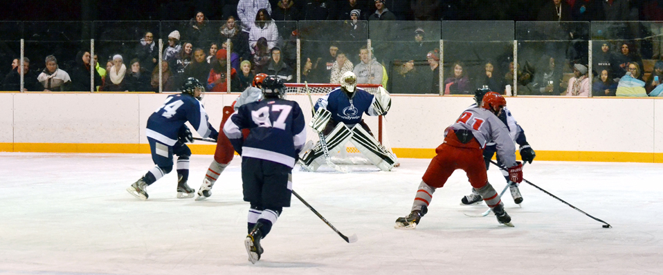 Men's Ice Hockey Defeats PSU Brandywine, 4-1