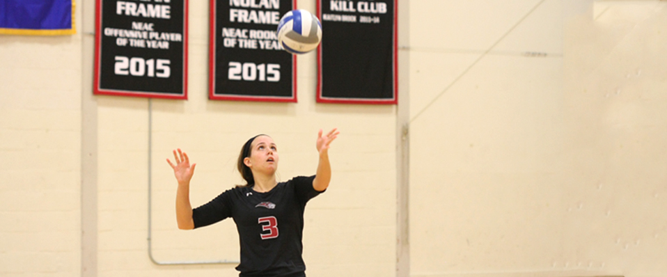 Women's Volleyball Tops Cairn in Season Opener