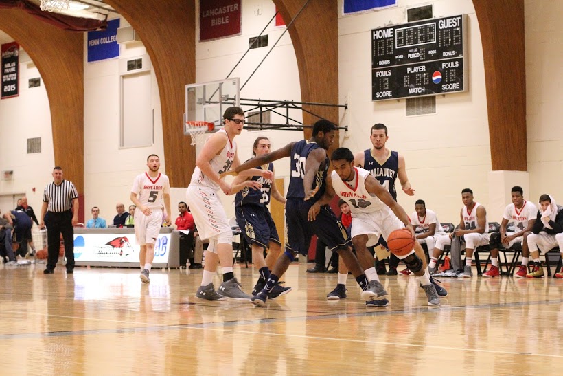 Men's Basketball fall to Wells 72-51 in NEAC match up