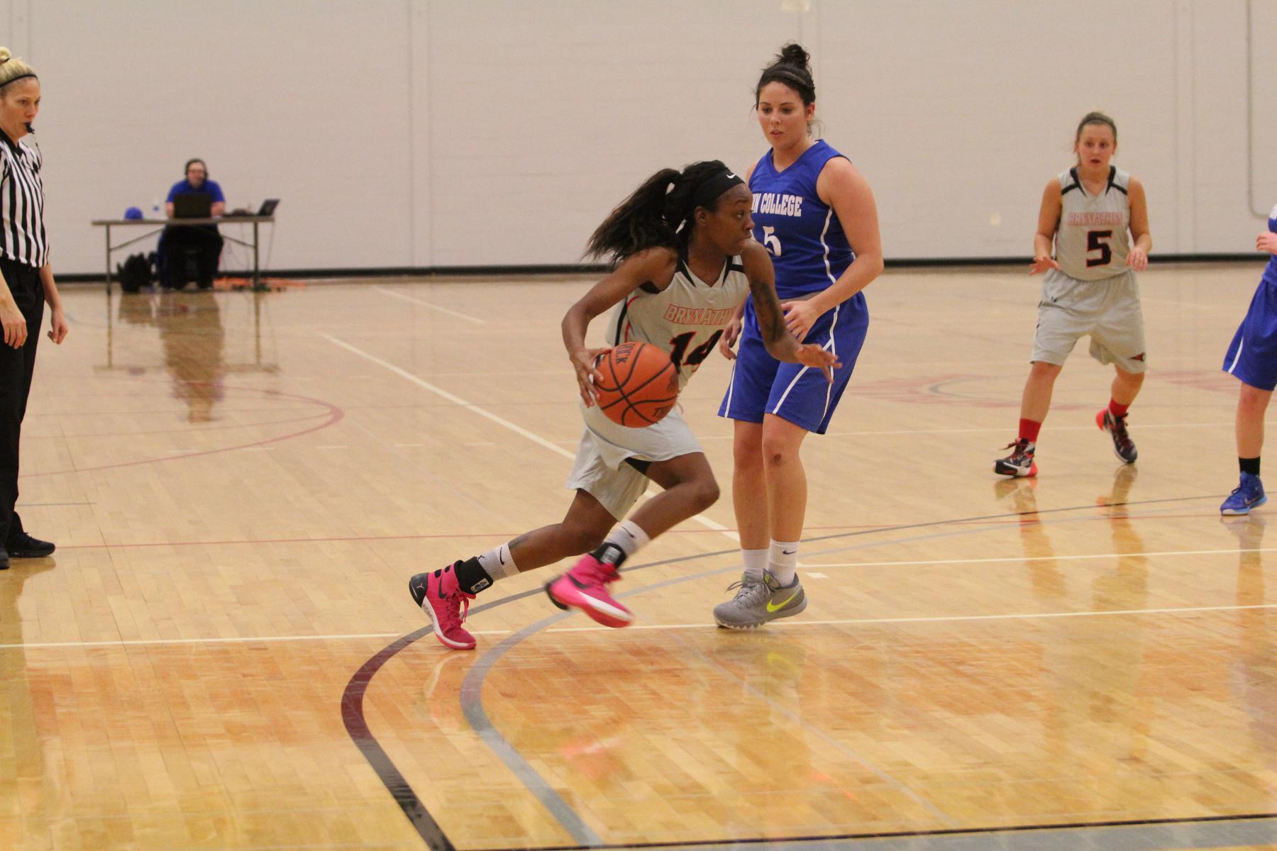 Women's Basketball moves to 8-2 in NEAC with 72-59 win over Wilson