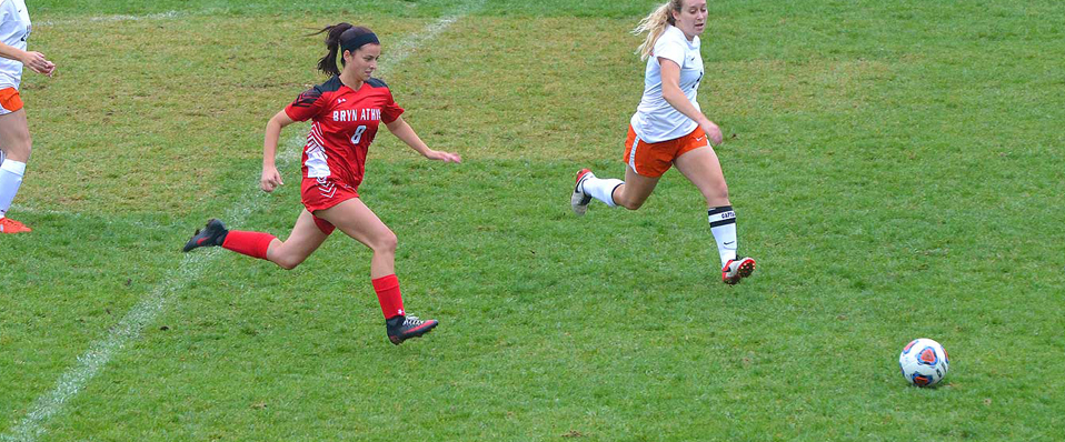 Puccio Leads Women's Soccer Over Rosemont, 2-1