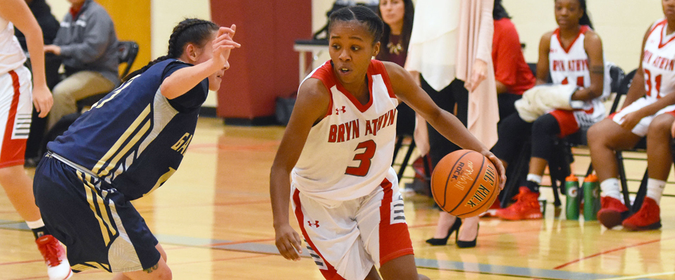Stellar Performance From Clark Helps Women's Basketball Get Back on Winning Track