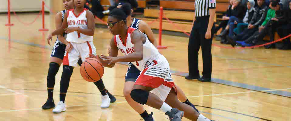 Defense carries women's basketball to victory over Saint Elizabeth