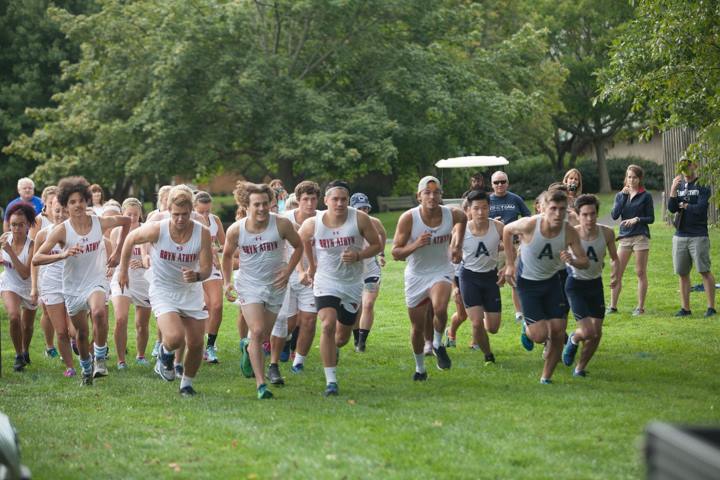 McCurdy leads men's cross country against PSU Abington