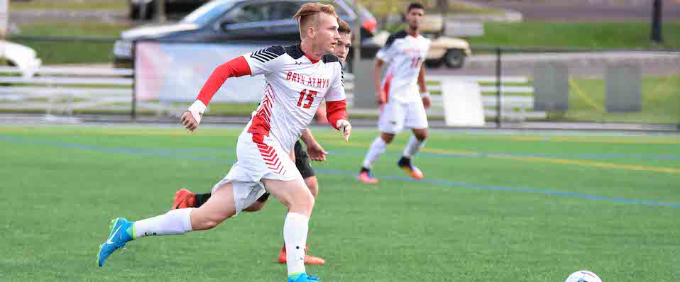 Men's soccer defeated by Wilson 2-1