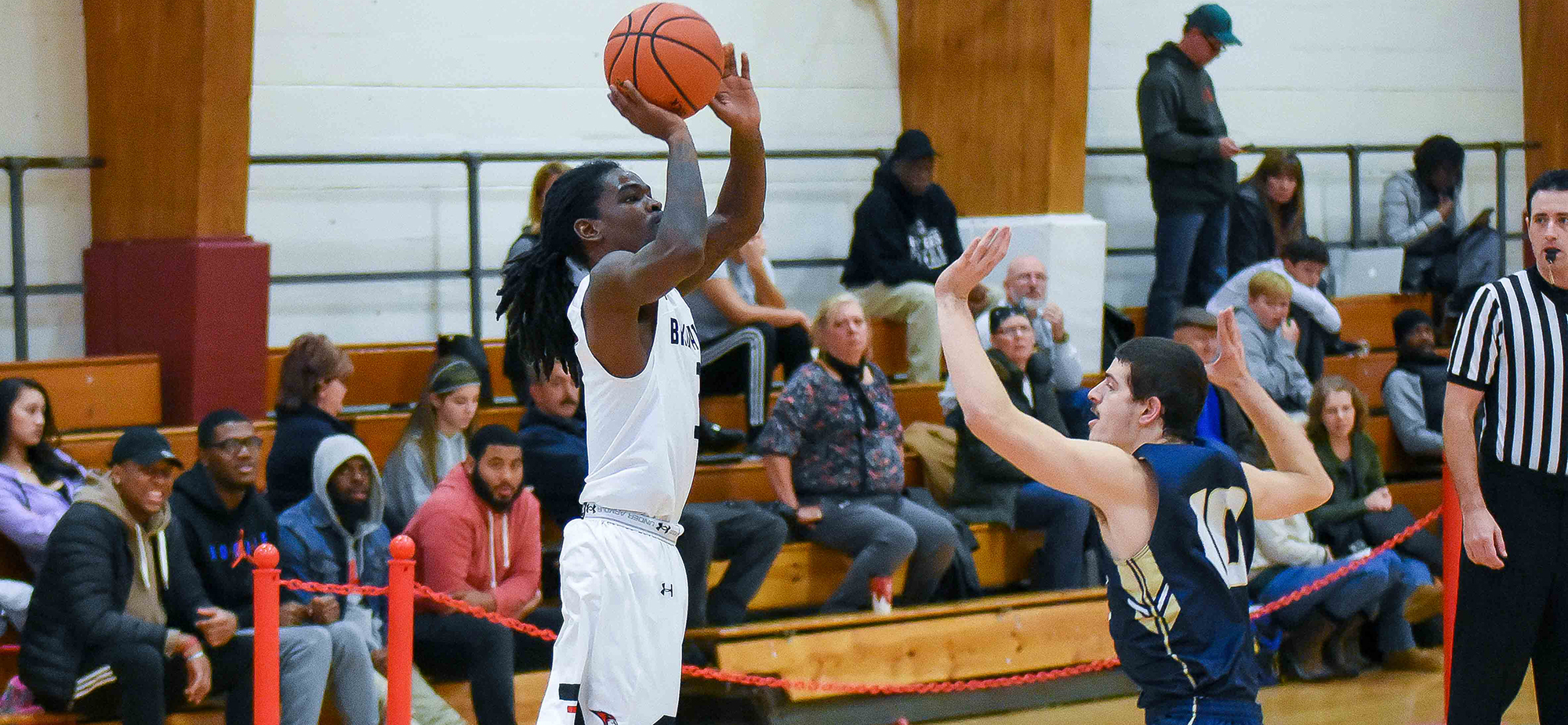 Men's basketball picked sixth in CSAC preseason coaches poll