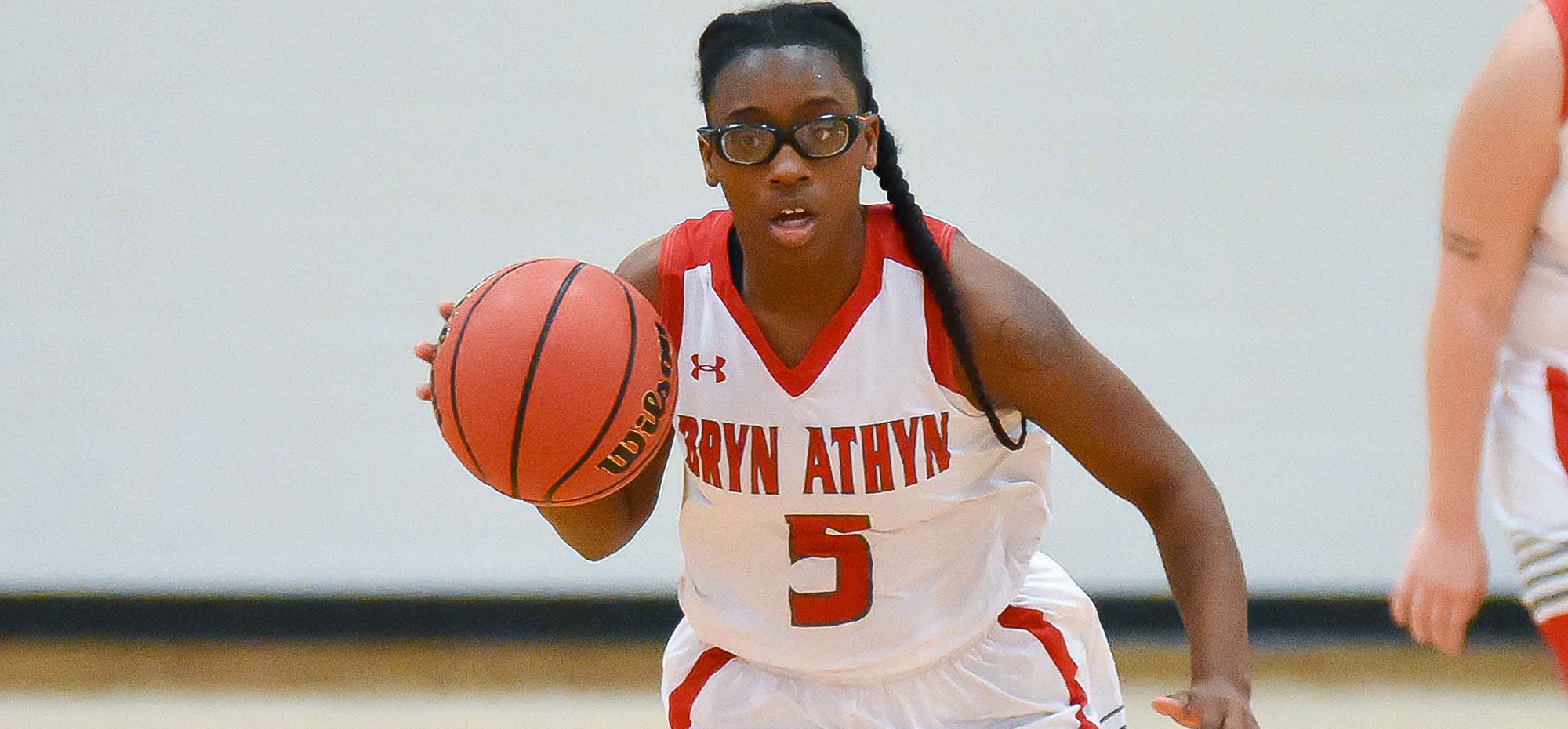 Cogmon has career night in road loss to Bryn Mawr