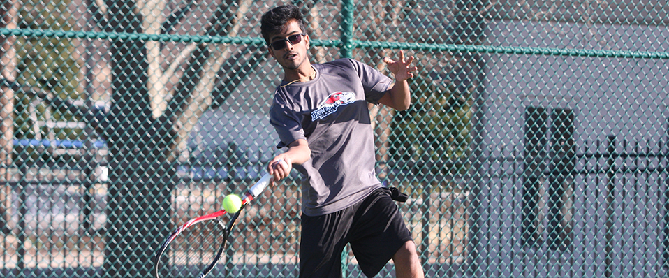 Mens tennis falls to Eastern 5-4
