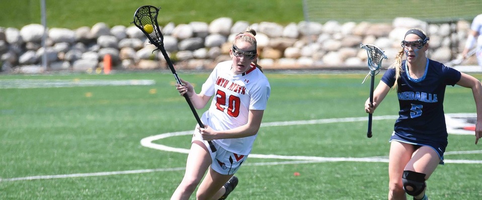 Lions through to NEAC semifinals after 17-10 win over Wells