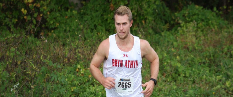 Men's cross country claims third in season-opening Highlander Invitational