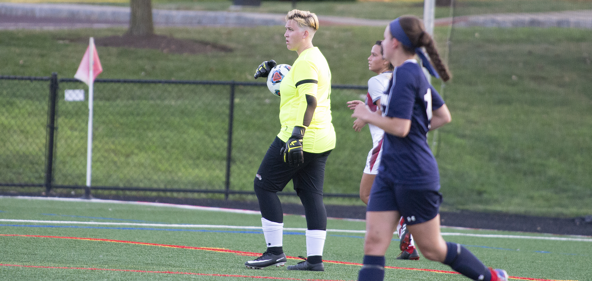 Warren tabbed CSAC women's soccer defensive player of the week