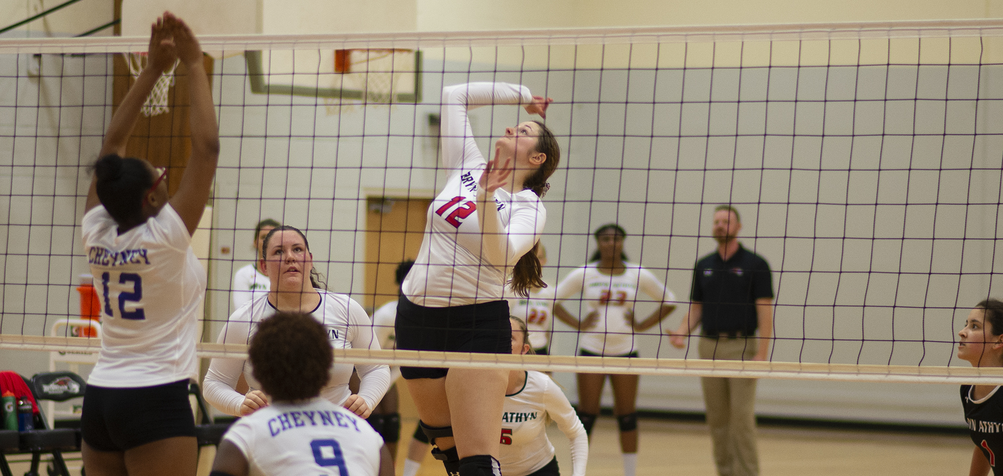 Women's volleyball back at .500 with 3-0 sweep over Cheyney