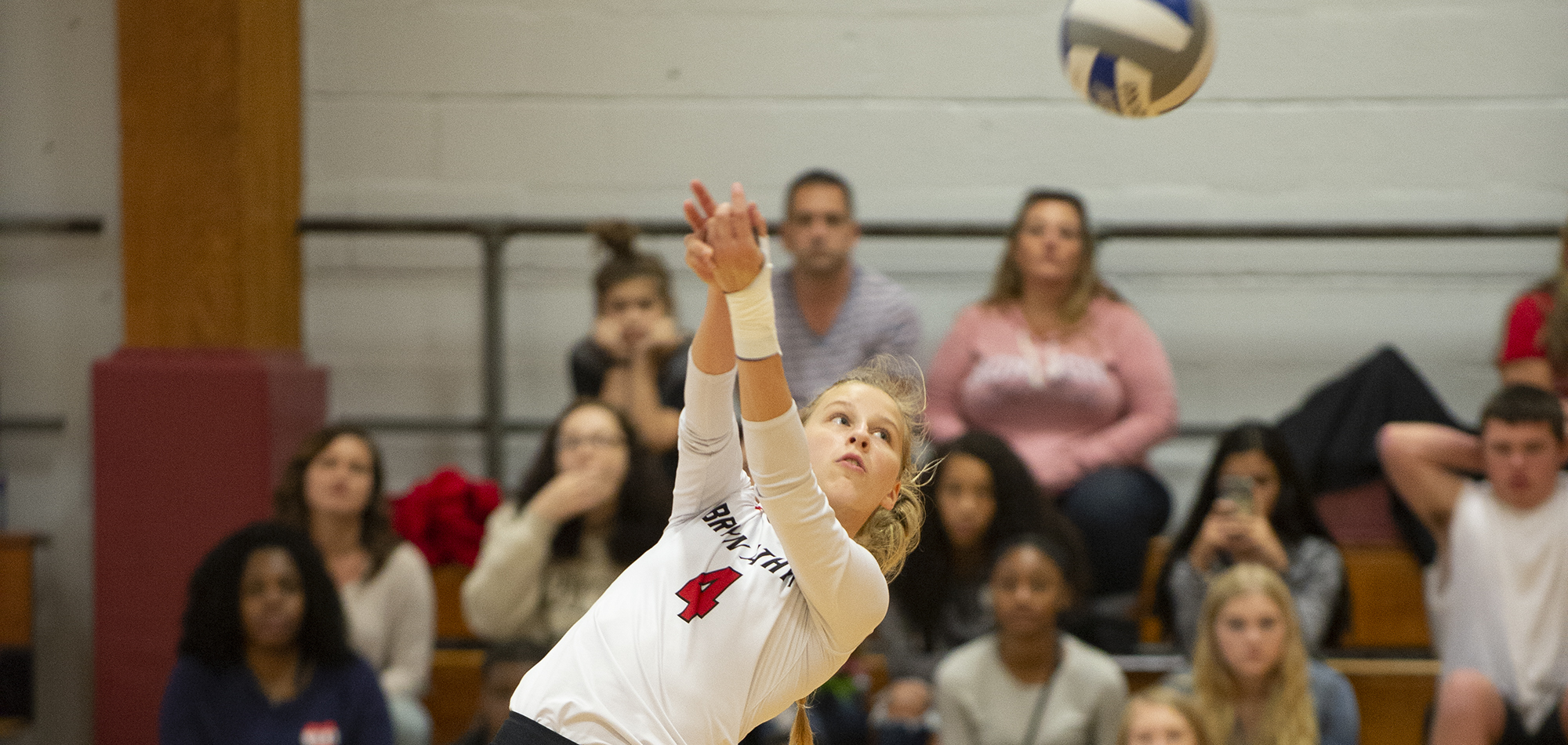 Volleyball tripped up by Cedar Crest in CSAC clash