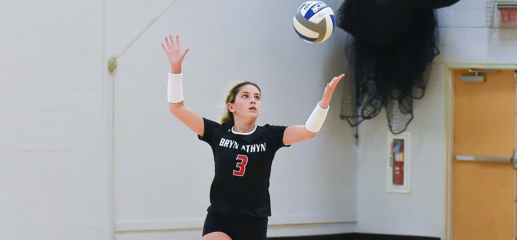 Lions drop four-set CSAC match to Wilson