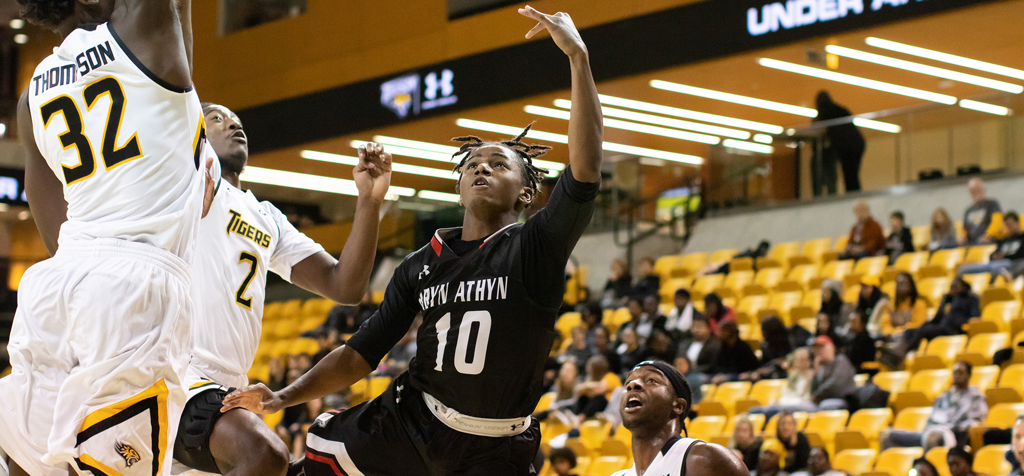 Lions fall to Muhlenberg in opening round of Scotty Wood Tournament