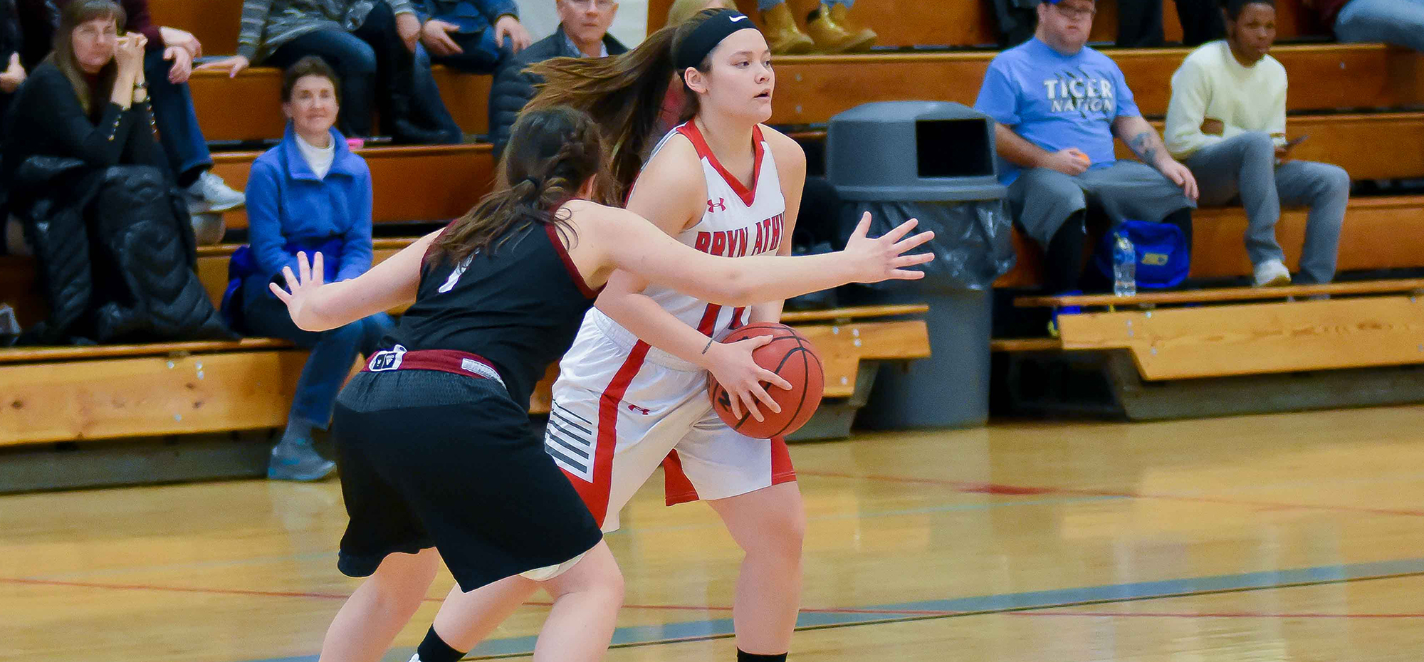 Phillips posts career-high 17 points in road setback to Notre Dame (Md.)