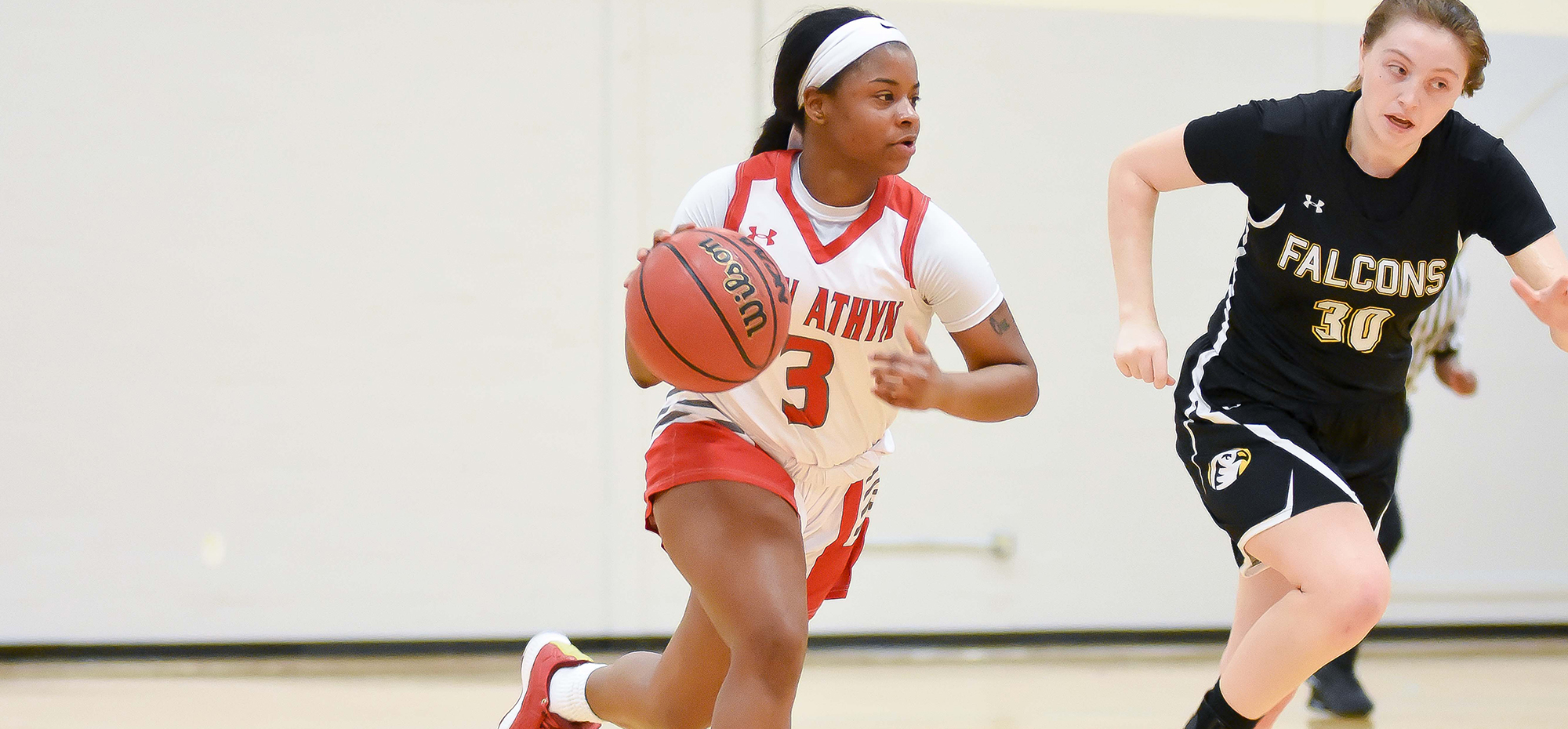 Soulsby, McKnight reach double figures in loss to Notre Dame