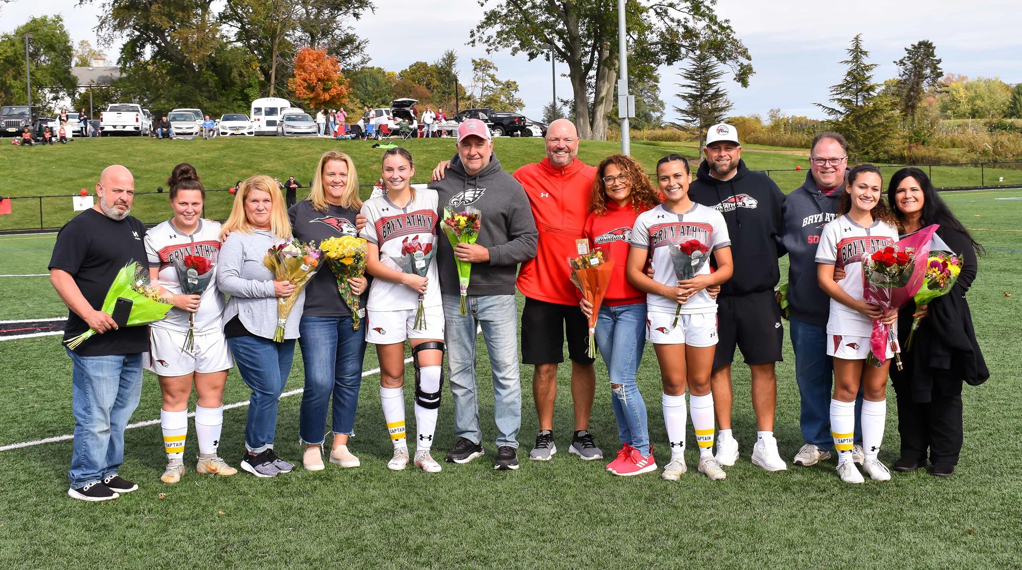 Seniors shine for women's soccer on senior day