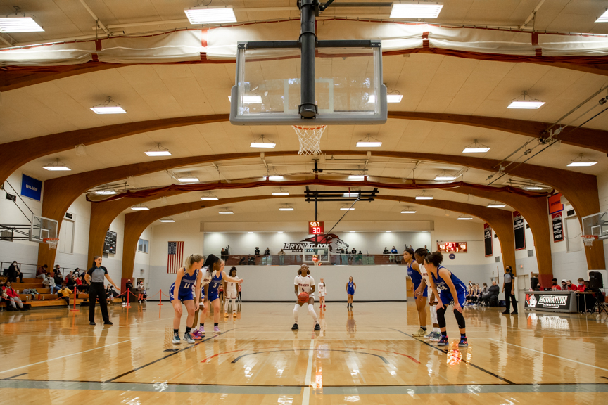Women's basketball stumbles at Cairn