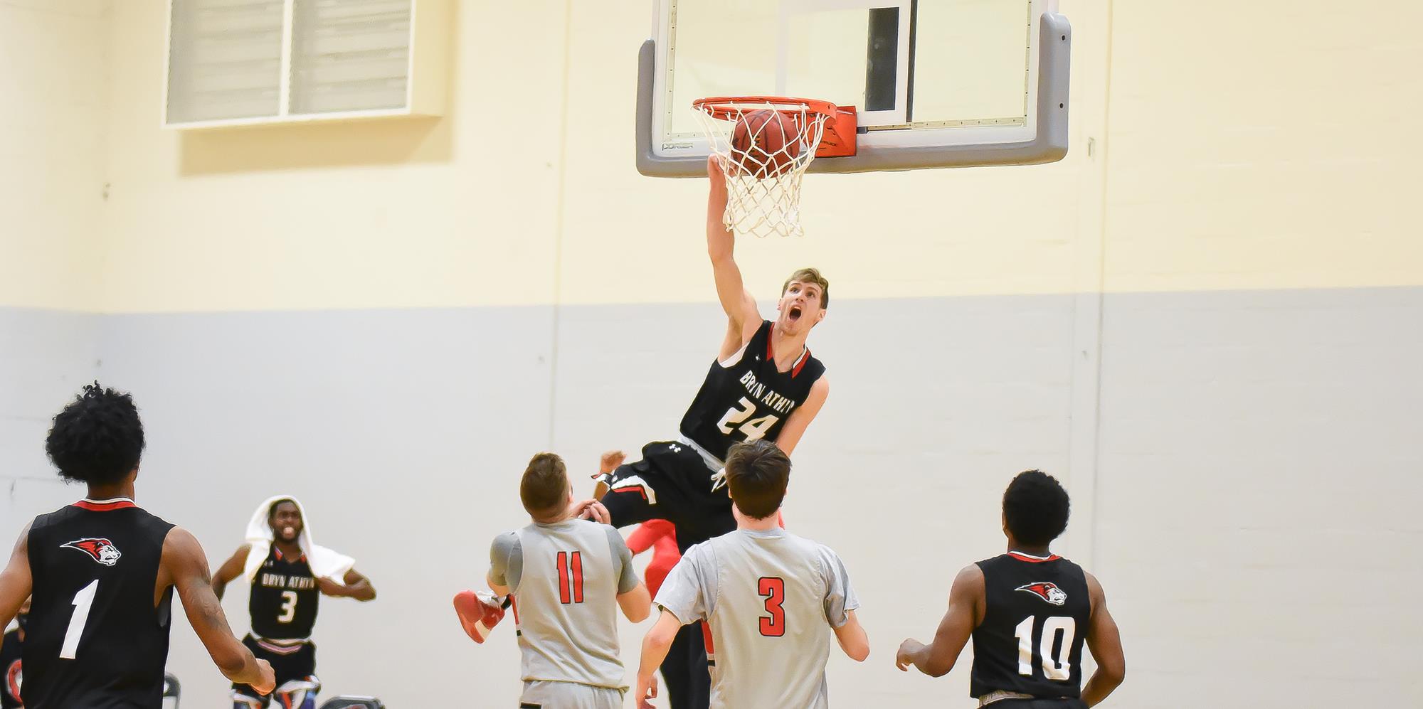 Men's Basketball battles Lancaster Bible in weekend series