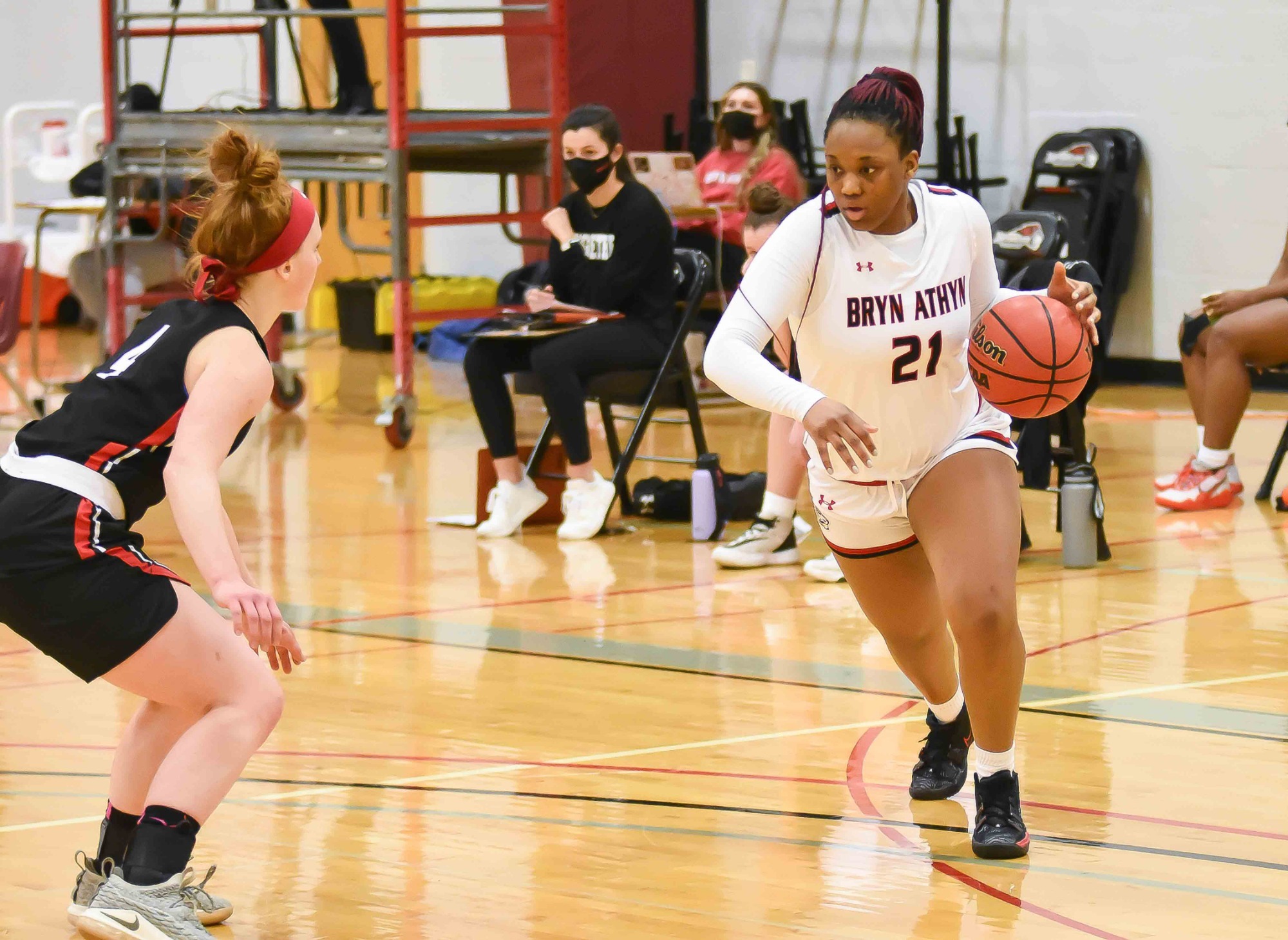 Women's Basketball earns strong win over Bryn Mawr