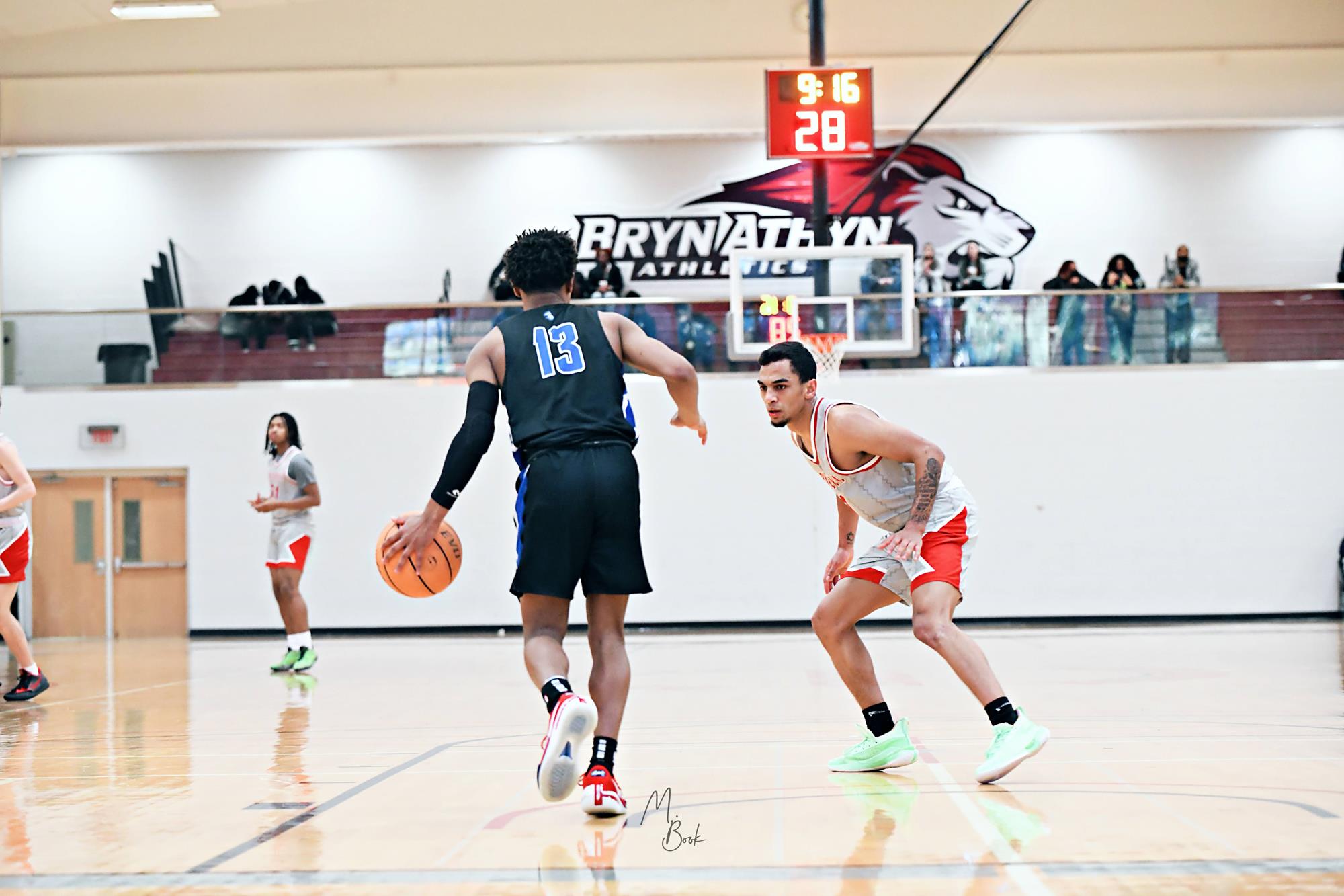 Men's basketball stays hot with sweep of Clarks Summit
