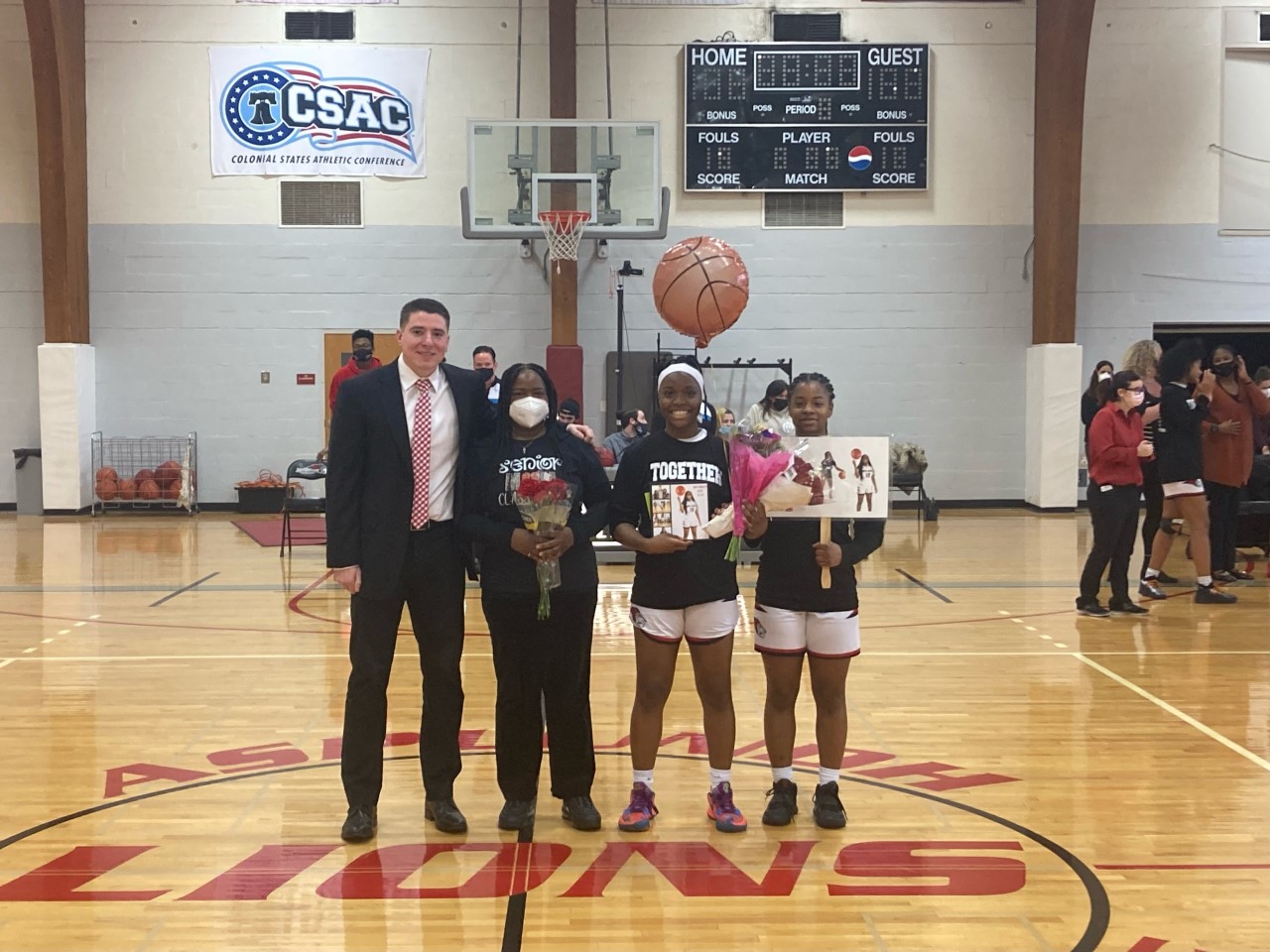 Women's basketball falls to Cedar Crest in final minute