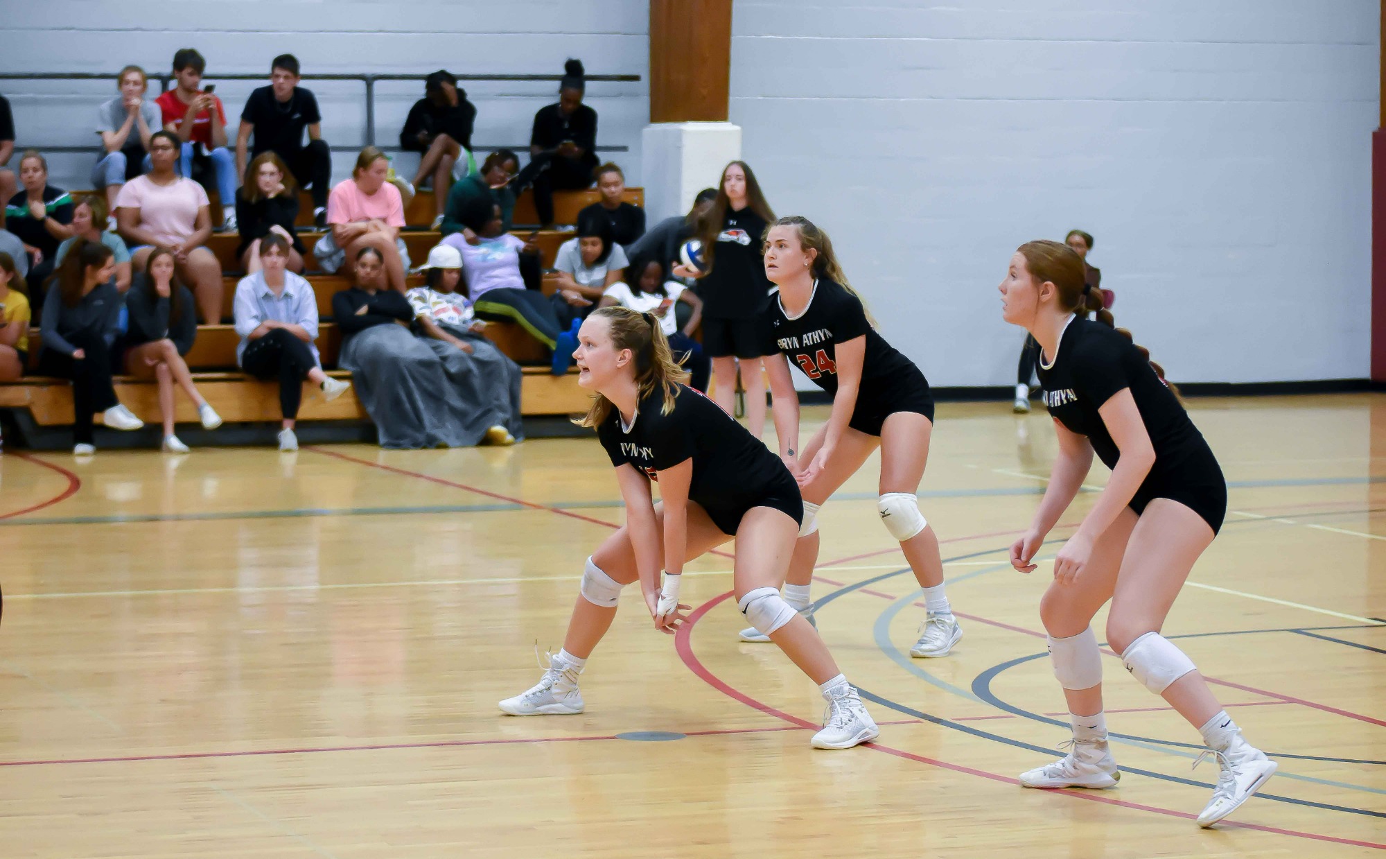 Women's Volleyball defeated by Gwynedd Mercy