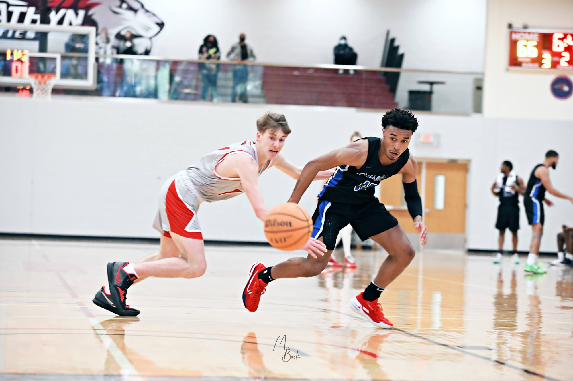 Men's Basketball goes toe-to-toe with Keystone