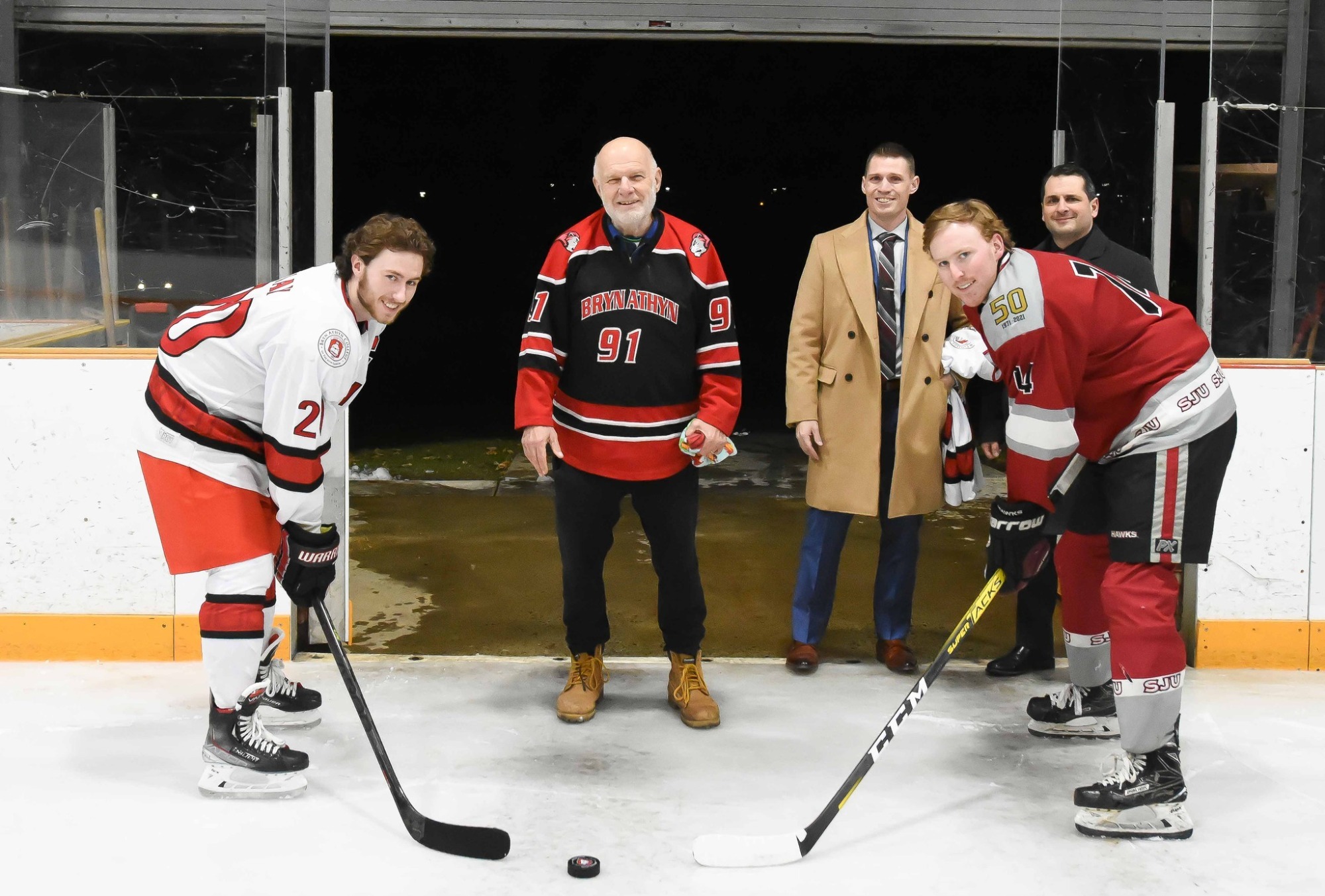 Men's Icey Hockey celebrates Alumni Weekend