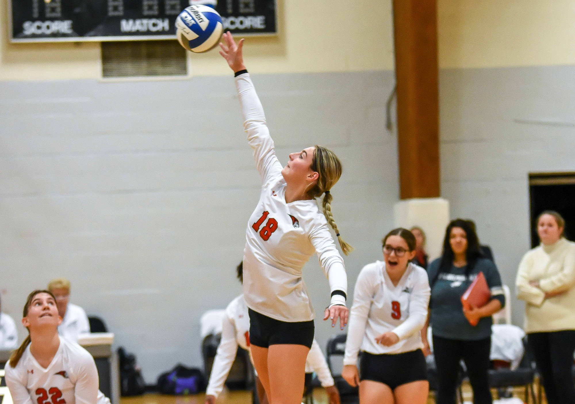 Women's Volleyball wins rematch with Saint Elizabeth