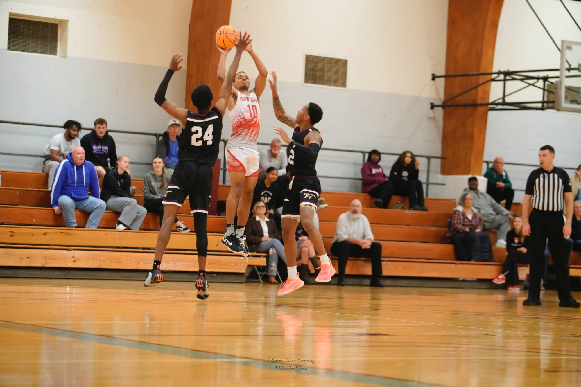 Men's Basketball suffers first loss of 2023-24