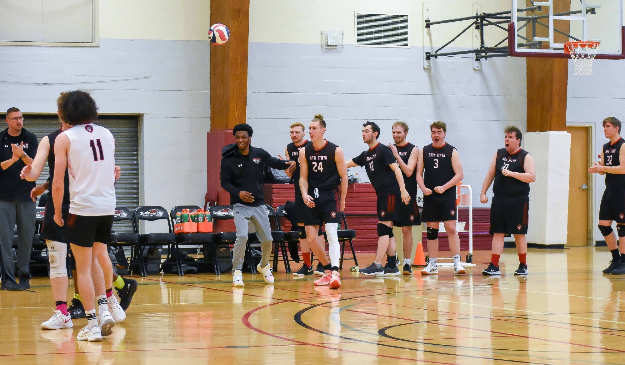 Men's volleyball battles against Wilson