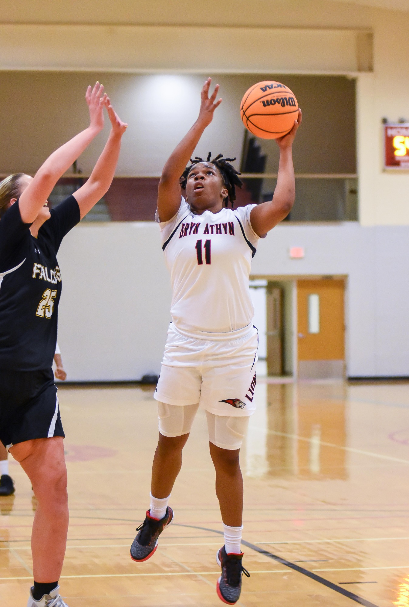 Lady Lions get the W against the Patriots