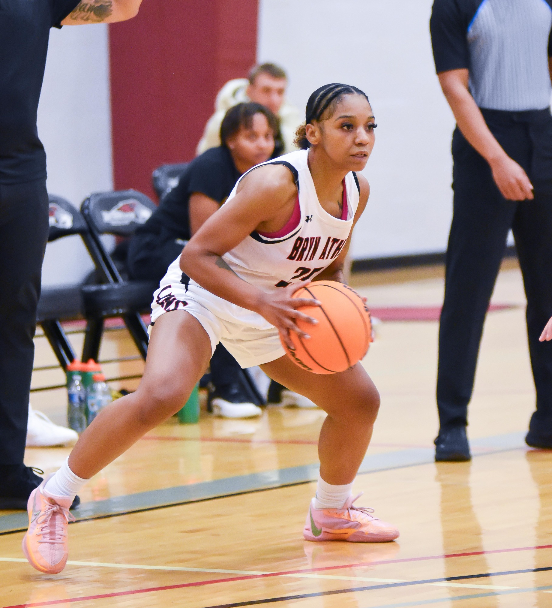 Women's Basketball win big in final home game of the year