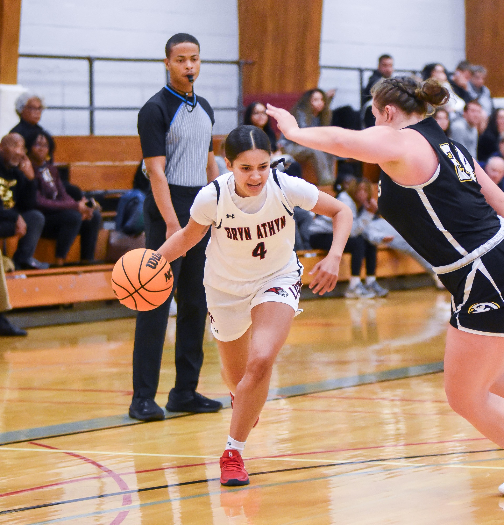 Another W for Women's Basbketball