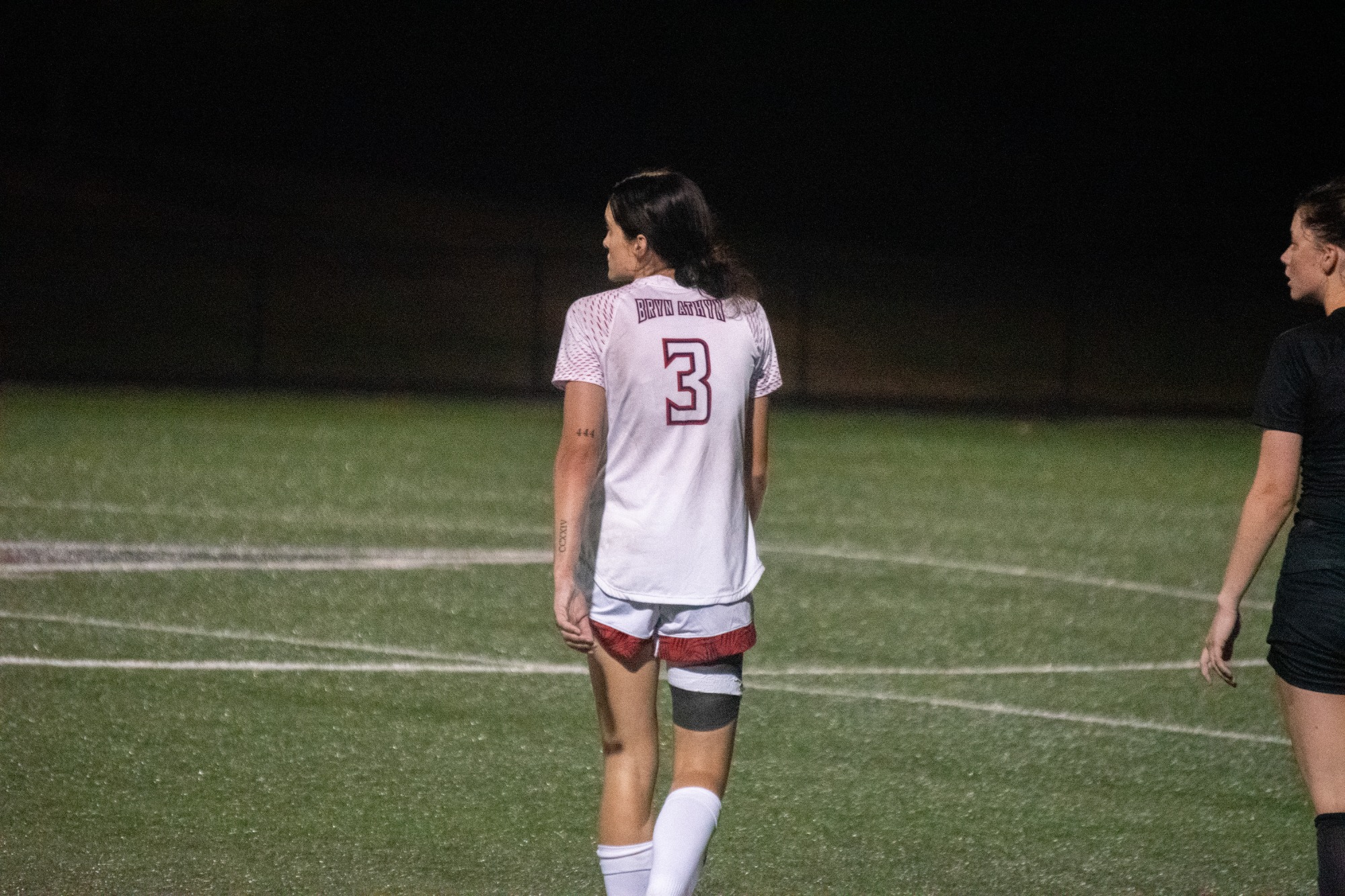 Women's soccer extends win streak to three